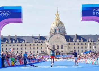 Ethiopia’s Tamirat Tola Breaks Olympic Marathon Record