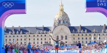 Ethiopia’s Tamirat Tola Breaks Olympic Marathon Record