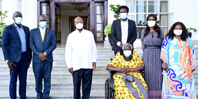Museveni Meets Late Bazilio Okello’s Family, Honours Legacy of Ex-UNLA Commander