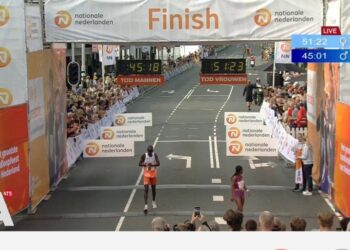 Joshua Cheptegei Finishes 2nd in NN Dam Tot Damloop 10-mile Road Race in Amsterdam