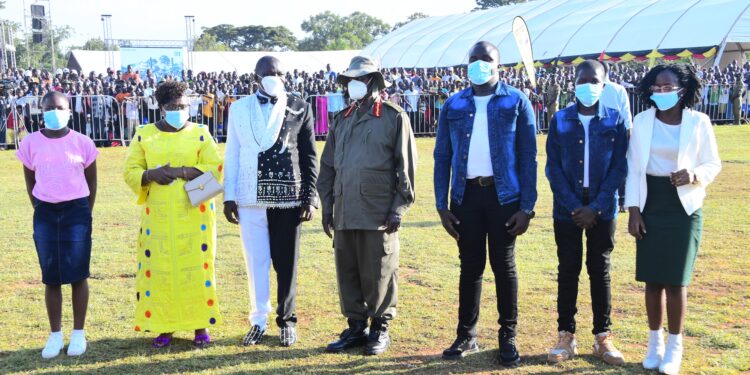 Museveni Pledges to Resolve Issue of Registering New Churches as NGOs