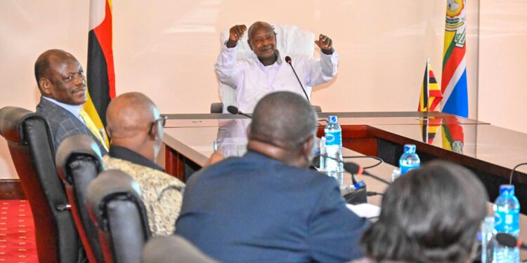 Museveni, Makerere University Dons Discuss African History