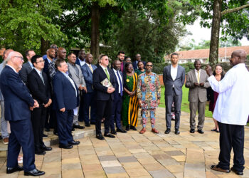 Museveni, Investors Discuss Setting Up Computer Assembly Plant in Uganda