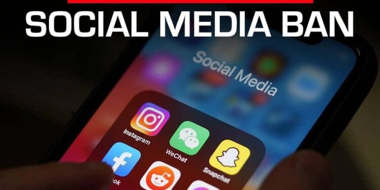 Australia Sets 16 as Minimum Age for Social Media Access in Historic Legislation