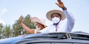 Museveni Commends Nyekundire Group, Pledges Shs500m Support