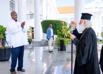 Museveni Hosts Pope Theodore II, Warns Against Sectarianism