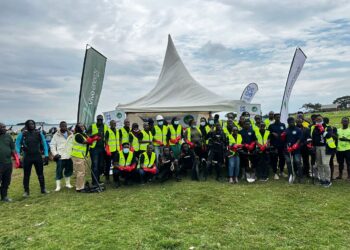 Vivo Energy and Uganda Junior Rangers Clean Kigungu Beach to Commemorate World Environment Day 
