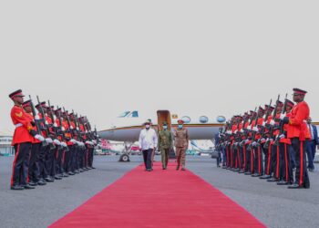 Museveni Arrives in Nairobi for Bilateral Talks with Ruto
