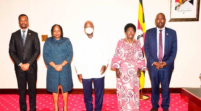 Museveni Meets EAC Secretary-General