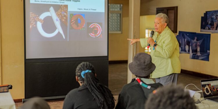 Visual Artisans tipped on Entry to the US Market