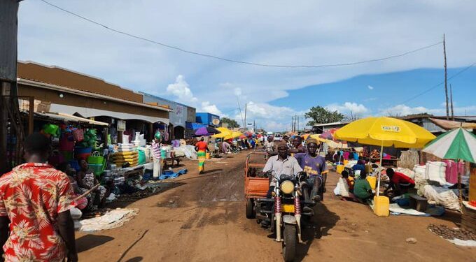 Elegu Market