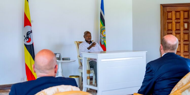 Museveni Hosts U.S. Ambassador William W. Popp