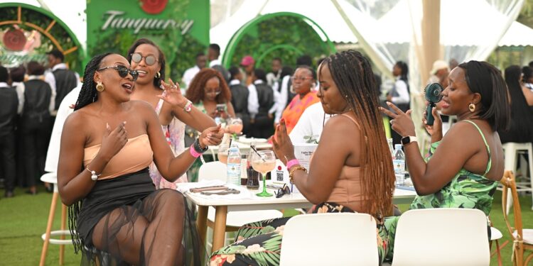 ‘Rise n Brunch’ Summer chic Edition Toasts to Good Music with Tanqueray