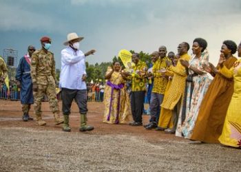 Museveni Launches Second Phase of Four-Acre Model Campaign in Bunyoro