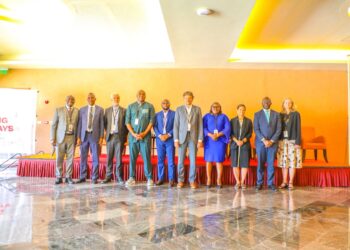 10000 Savings Groups Receive Loans from Vision Fund