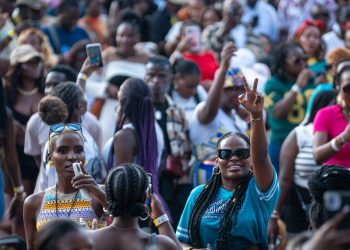 Roast and Rhyme Drops 3-for-1 Ticket Deal This Weekend