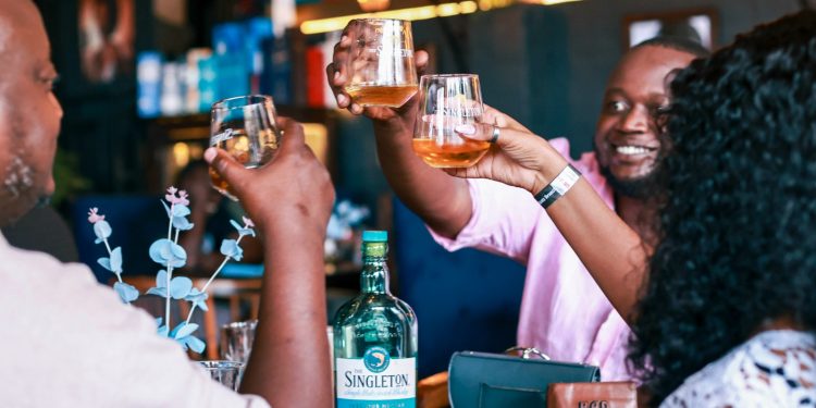 The Singleton Dims the Lights on October in style at Vintage and Nu beats Druncheon