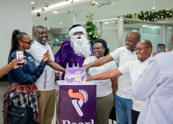 Pearl Bank Unveils “Pearl Santa” to Surprise Customers this Christmas  