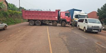 State House, Police Dismiss Claims Linking Mpigi Traffic Jam to President’s Convoy
