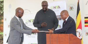 Larry Madowo Wins Human Rights Defender Award