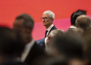 Apple CEO Tim Cook to Step Down, John Ternus Named Successor