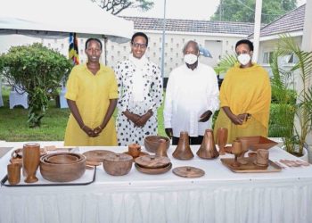 Museveni Endorses Scientific Revival of Traditional Wooden Food Containers