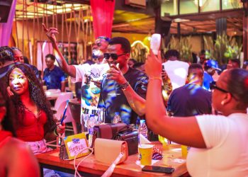 Selector Jay Electrifies Silo Daycation April Edition