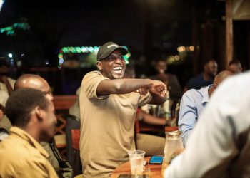 Salama Springs lights up with Black & White powered Quiz Night