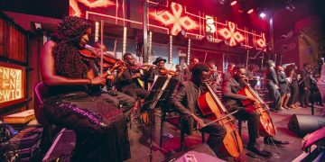Bar Symphony Proves Orchestra Music Can Thrive Beyond Concert Hall