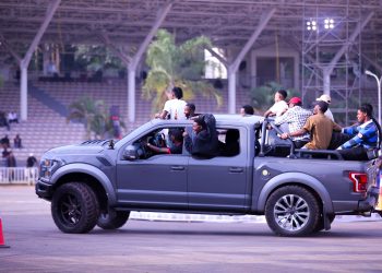 Roaring Engines and Rubber Thrill Mark The Auto Show Weekend