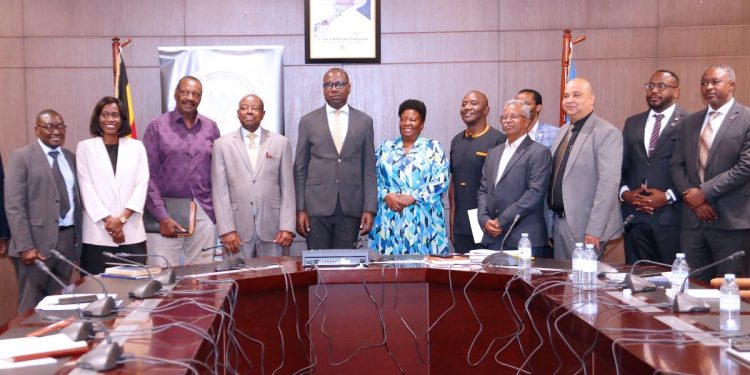 Government, Manufacturers Reaffirm Partnership to Accelerate Industrial Growth
