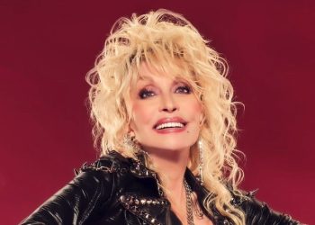 Dolly Parton Dies at 80 After Brief Battle with Cancer