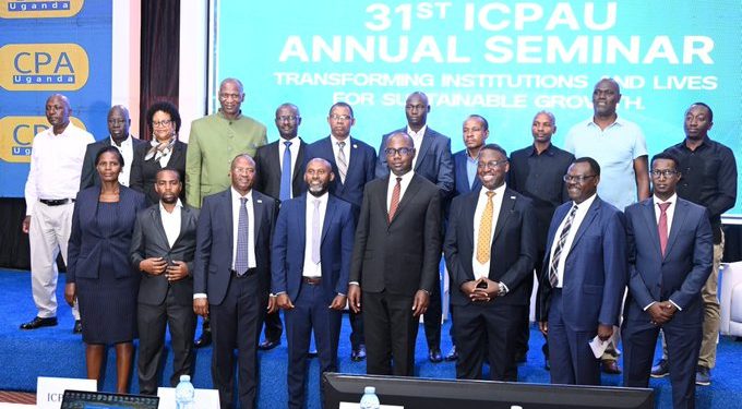 Accountants Urged to Uphold Fiscal Discipline and Put Customers at the Centre
