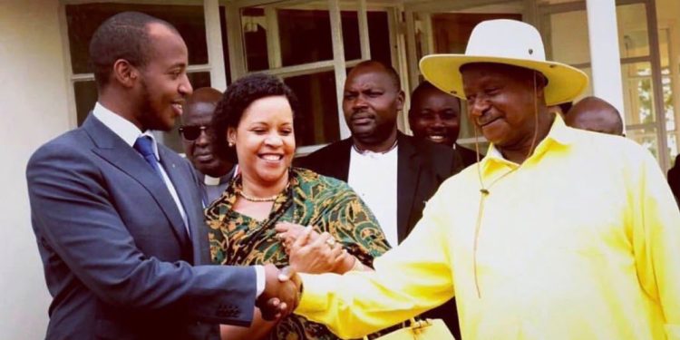 Museveni Salutes King Oyo, Says He Was Saddened to Find His June 15 Letter After Burial