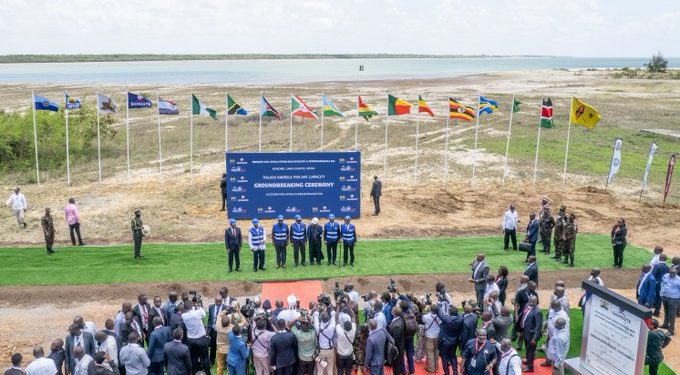 Tanzanian Billionaire Dewji, Gen Saleh Discuss Investment Opportunities