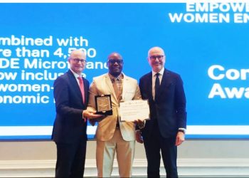 UGAFODE Wins International Award for Refugee Women’s Financial Education