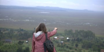 Mabamba: Waiting in Silence with the Shoebill